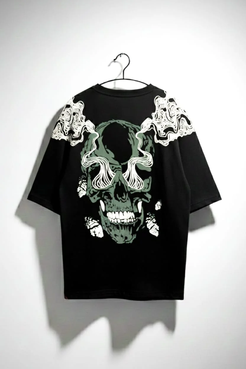 Oversized Skull Graphic T-Shirt