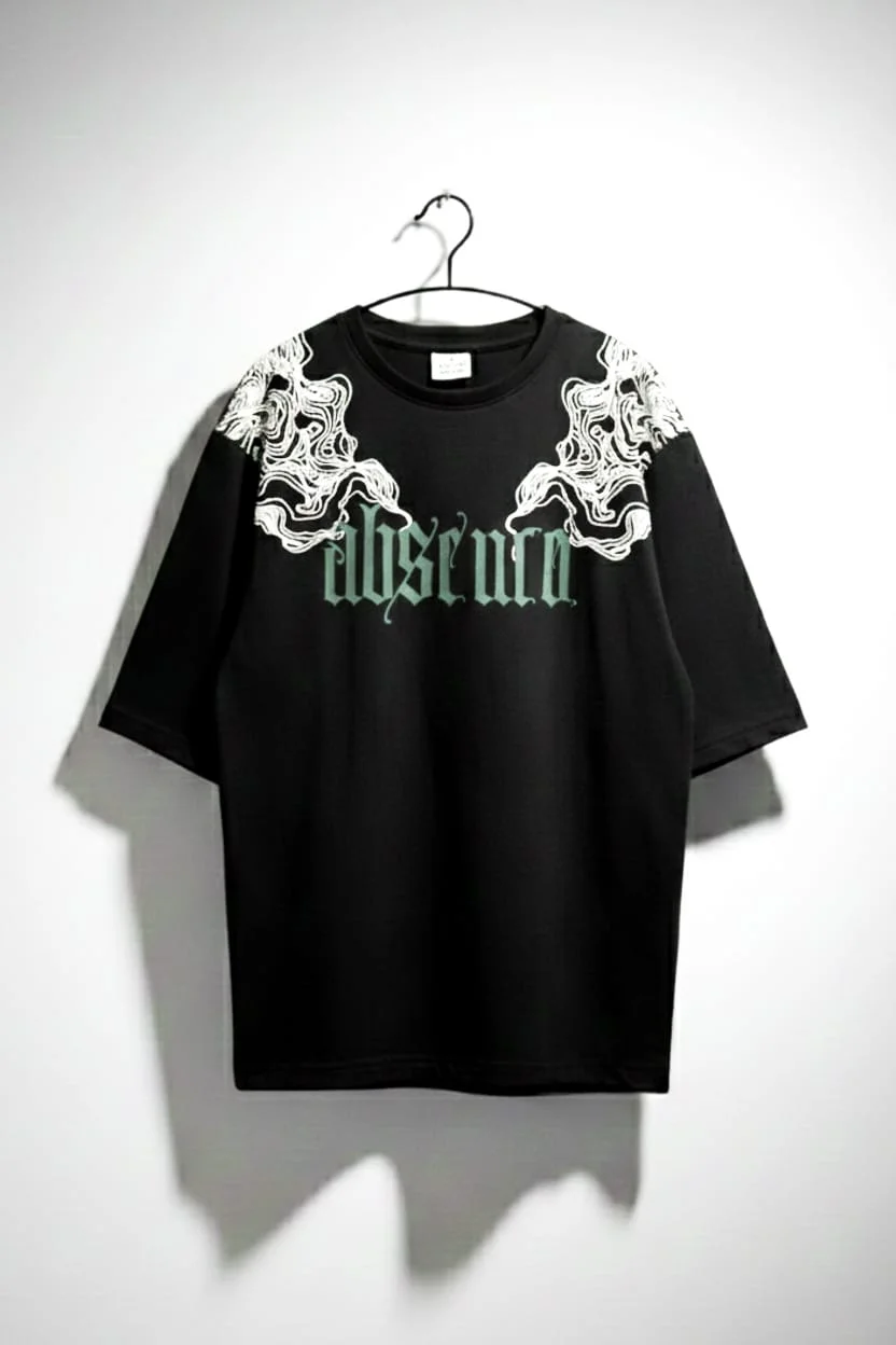 Oversized Skull Graphic T-Shirt - Image 3